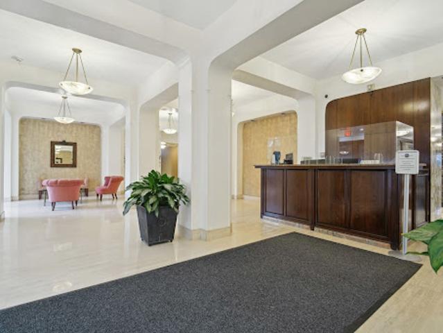 Apartment for sale in Fort Lee