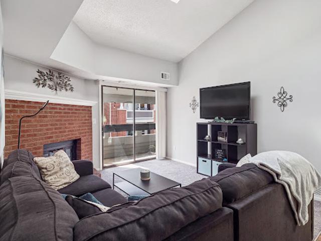 Apartment for sale in Aurora, Colorado
