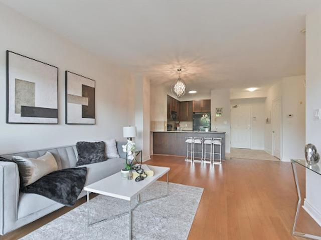 Apartment for sale in Vaughan, Ontario