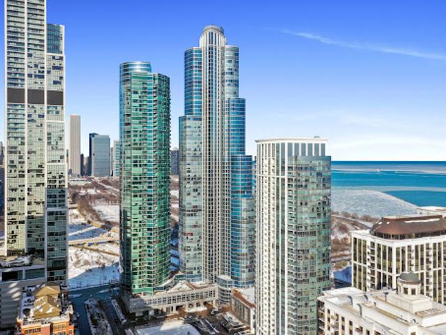 Apartment for sale in Chicago Park, Illinois