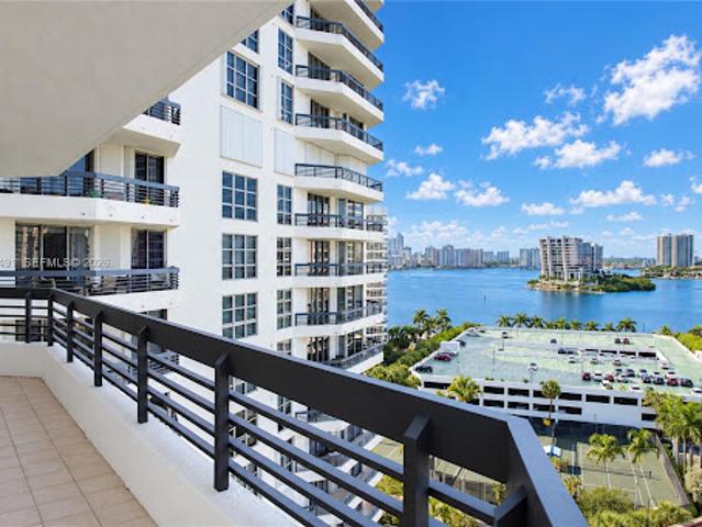 Apartment for sale in Miami, Miami-Dade County