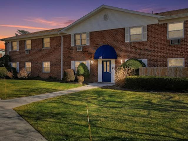 Apartment for sale in Centereach, New York
