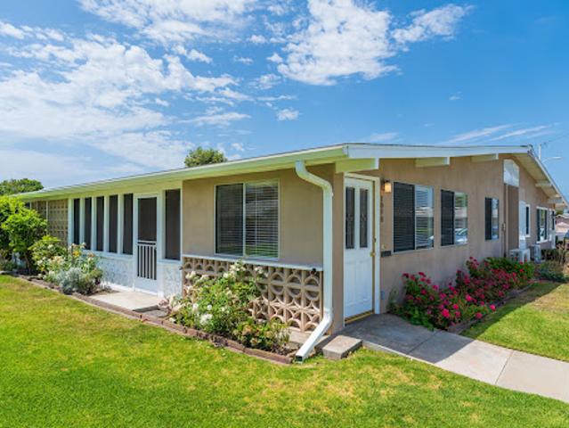 Apartment for sale in Seal Beach, California
