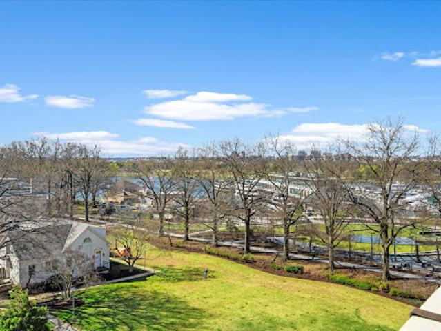 Apartment for sale in Washington, Washington DC