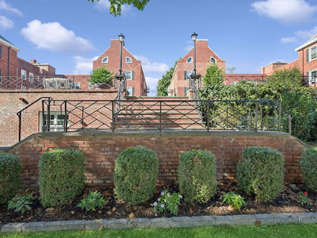 Apartment for sale in Village of Larchmont, Town of Mamaroneck
