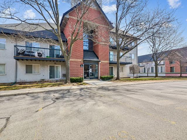 Apartment for sale in Oakville, Ontario