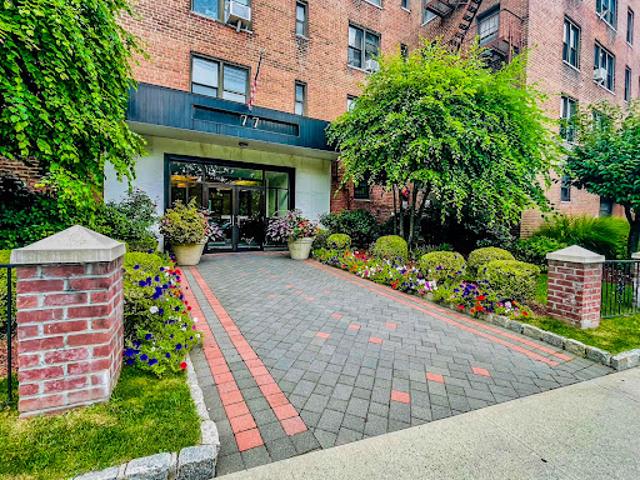 Apartment for sale in Yonkers Apartment for sale in Yonkers