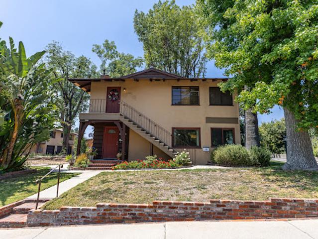 Apartment for sale in Altadena, California