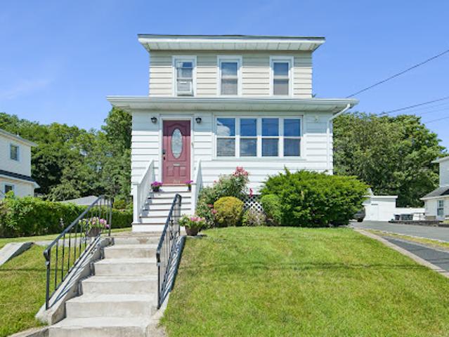 Apartment for sale in Passaic, New Jersey