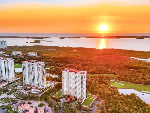 Apartment for sale in Bonita Springs, Florida