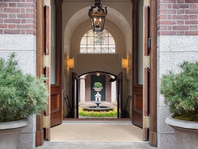 Apartment for sale in Boston, Massachusetts