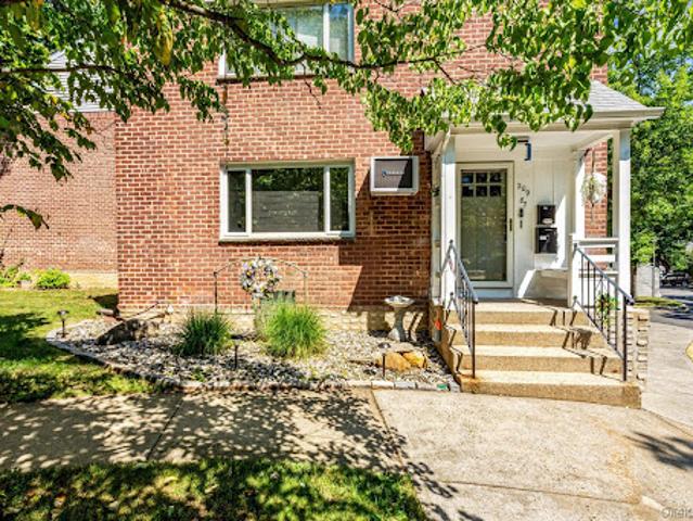 Apartment for sale in Arverne, New York