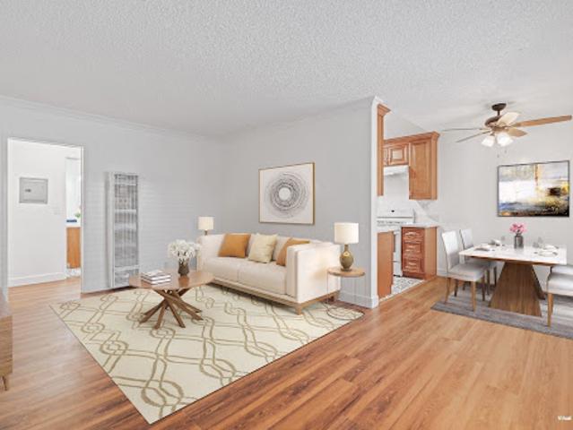 Apartment for sale in Long Beach, California