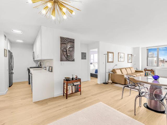 Apartment for sale in Arverne, New York