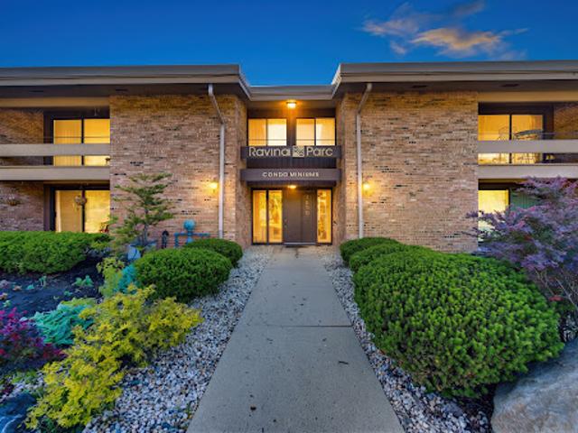 Apartment for sale in Milwaukee, Wisconsin