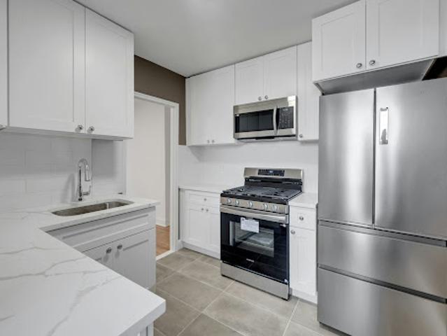 Apartment for sale in The Bronx, Arverne