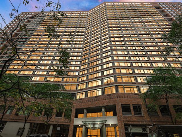 Apartment for sale in Chicago Park, Illinois