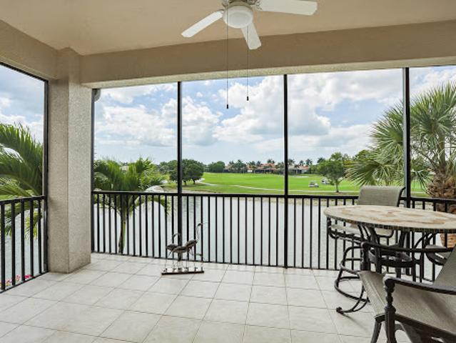 Apartment for sale in Naples, Florida