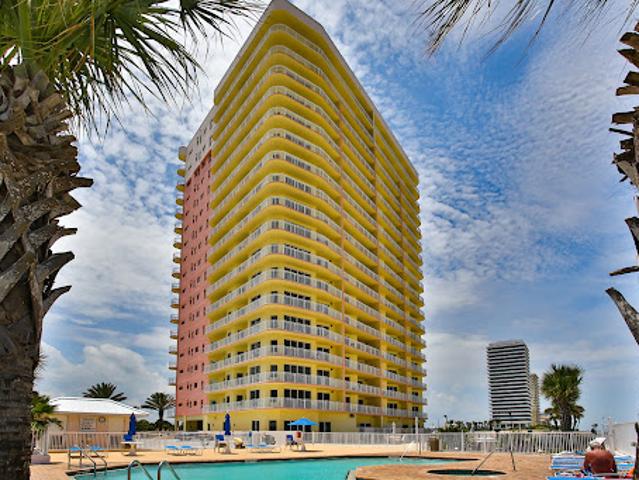 Apartment for sale in Daytona Beach, Florida
