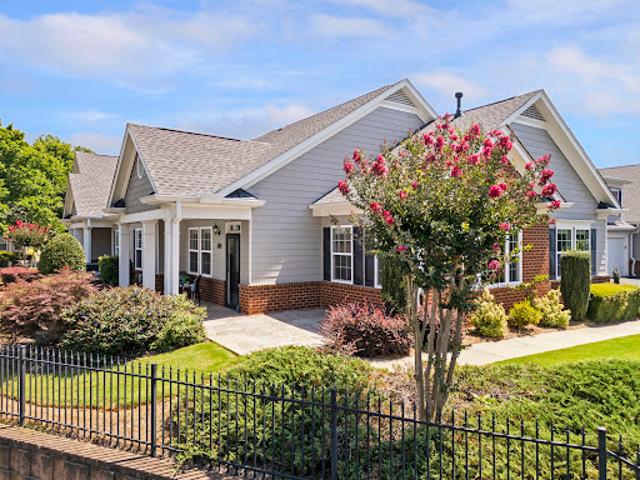 Apartment for sale in Cumming, Georgia
