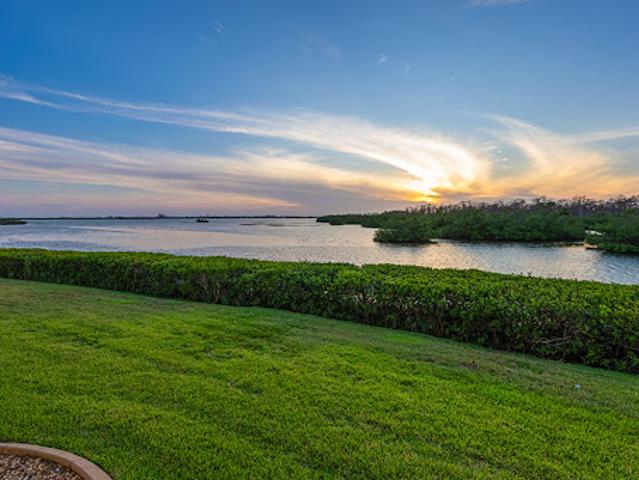 Apartment for sale in Englewood, Florida