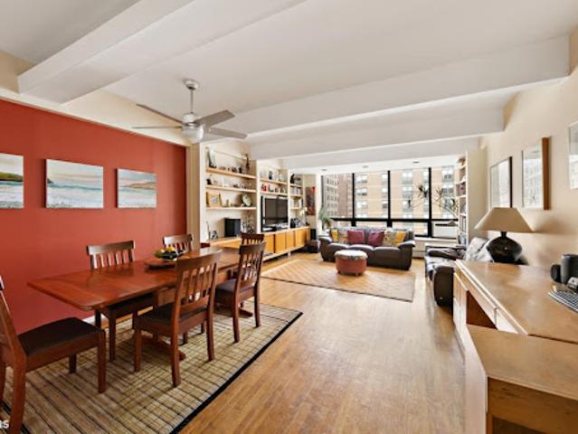 Apartment for sale in New York, Arverne