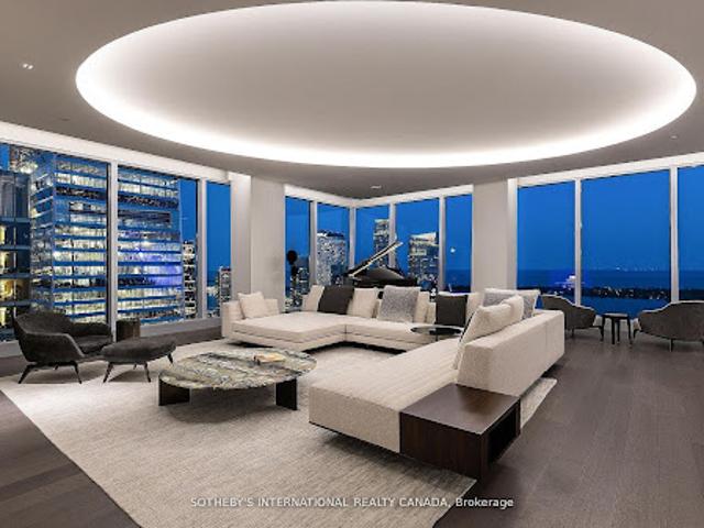 Apartment for sale in Woburn, Ontario
