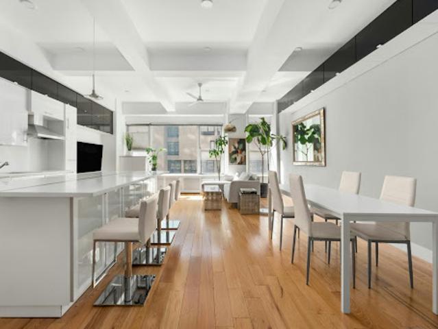 Apartment for sale in Arverne, New York