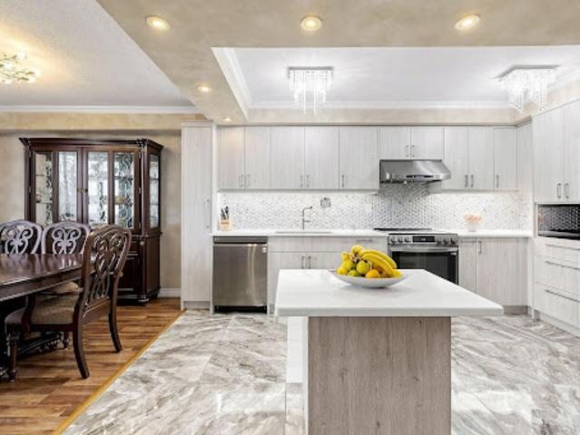 Apartment for sale in Woburn, Ontario