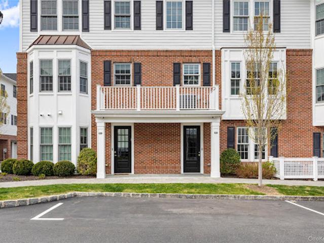 Apartment for sale in Nassau, New York