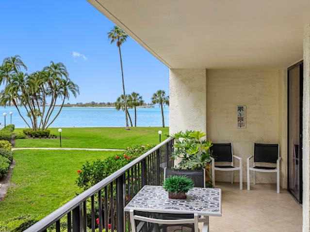 Apartment for sale in Florida