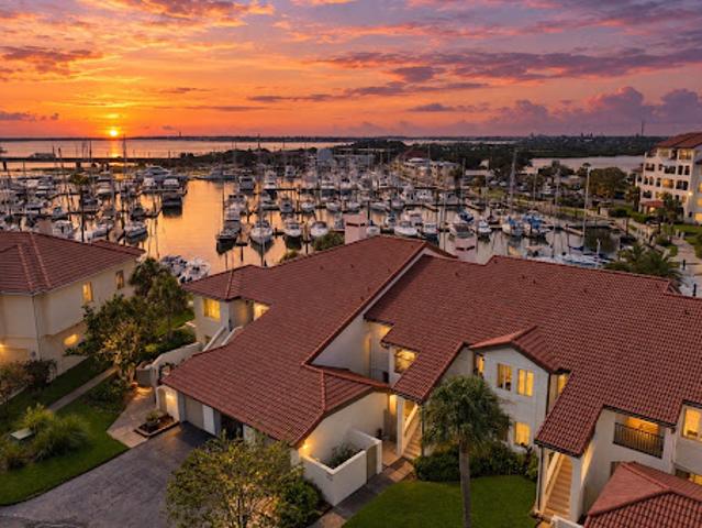 Apartment for sale in Saint Johns, Florida
