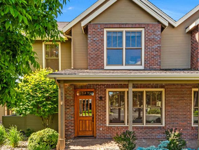 Apartment for sale in Oregonia