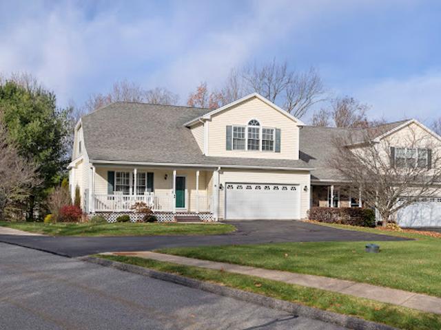 Apartment for sale in Torrington, Connecticut