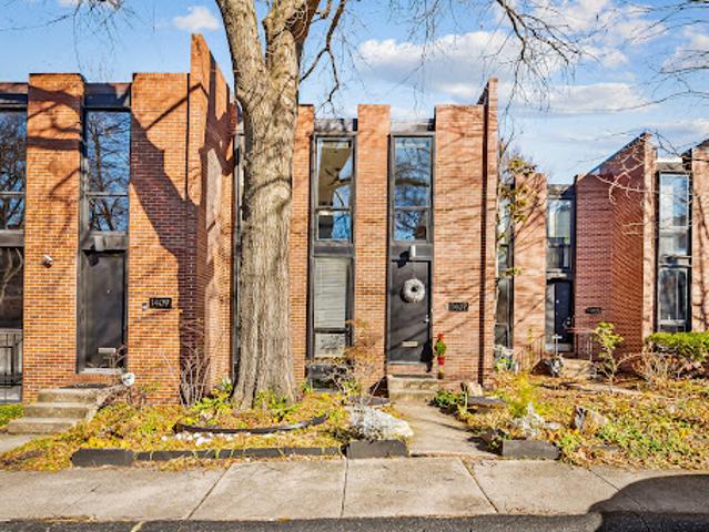 Apartment for sale in Gibsonton, Maryland