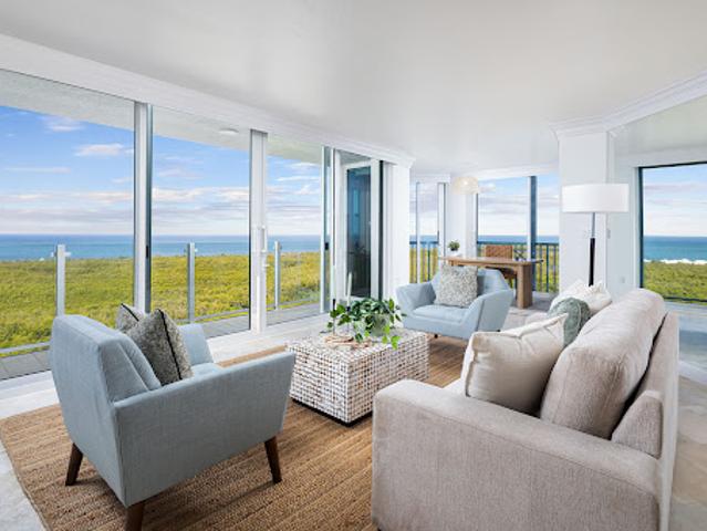 Apartment for sale in Naples, Florida