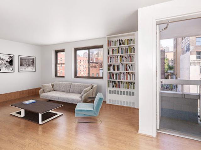 Apartment for sale in Arverne, New York