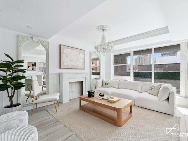 Apartment for sale in Arverne, New York