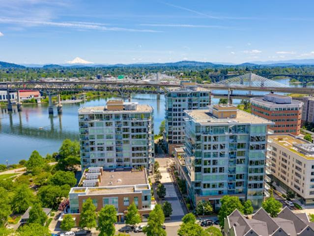 Apartment for sale in Portland