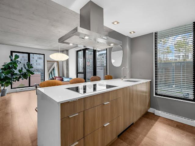 Apartment for sale in St. Leonard's, Quebec