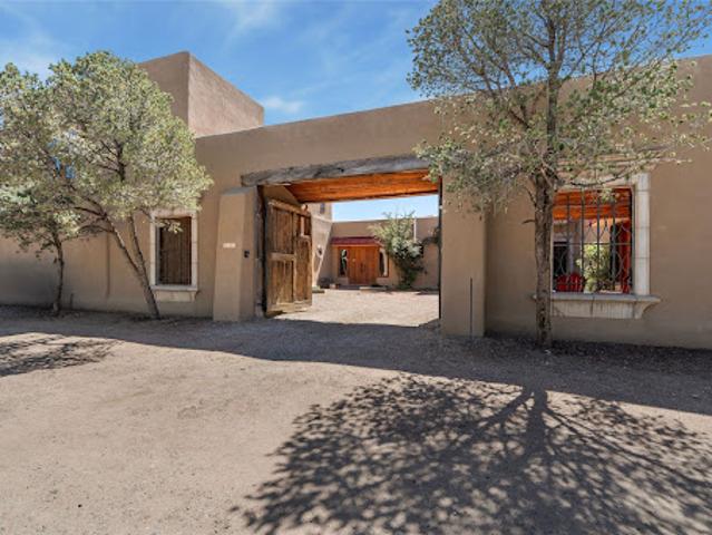 Apartment for sale in Santa Fe, New Mexico