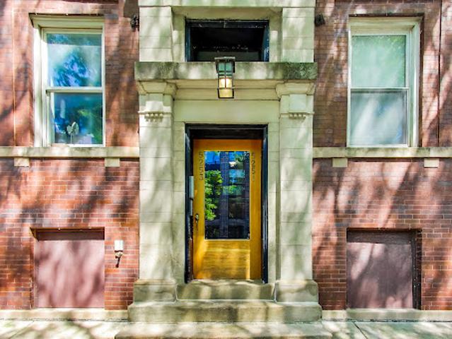 Apartment for sale in Chicago Park, Illinois