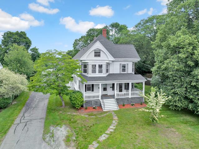 Apartment for sale in Woburn Apartment for sale in Woburn