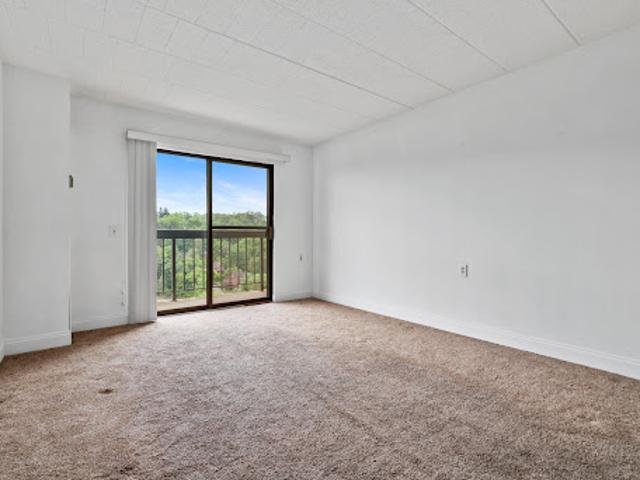 Apartment for sale in Pittsburg, Pennsylvania