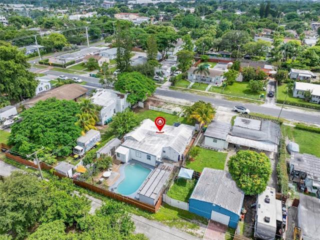 Apartment for sale in Dania, Florida