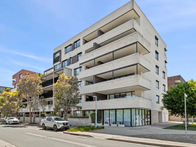 Apartment for rent in Kingston Foreshore, South Canberra