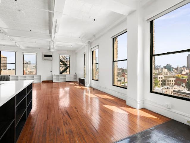 Apartment for sale in Arverne, New York