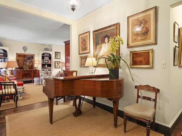 Apartment for sale in Arverne, New York