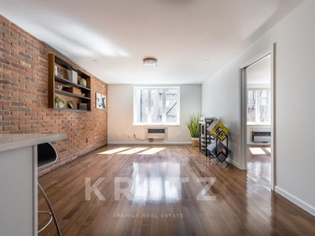 Apartment for sale in Arverne, New York