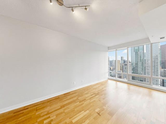 Apartment for sale in Woburn, Ontario